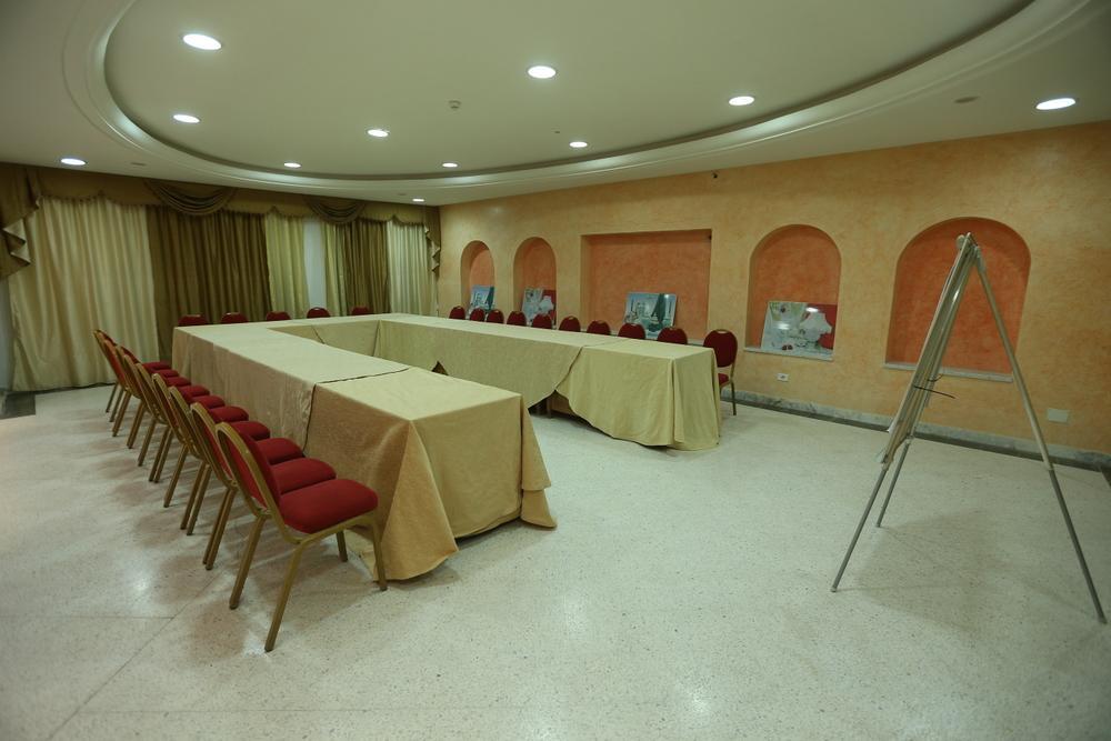 Hotel Ksar Dhiafa By Plaza Hotels & Resorts Sidi Bouzid Bagian luar foto