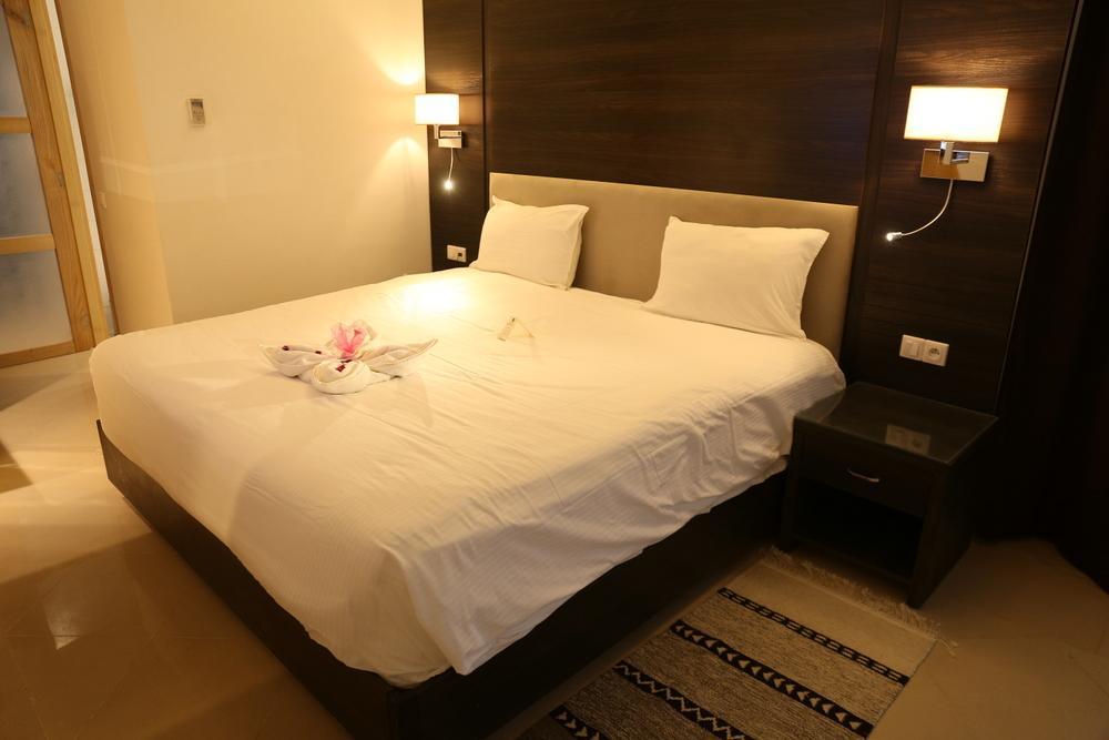 Hotel Ksar Dhiafa By Plaza Hotels & Resorts Sidi Bouzid Bagian luar foto